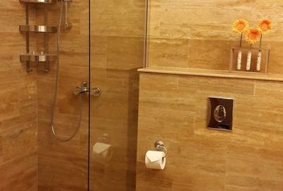 Garsonieră decomandată în Central - 2