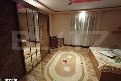 Casă cu 8 camere cu Teren 1500 Mp în Central - 12