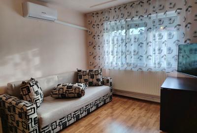 Apartament cu 3 camere decomandat în Nufărul - 4