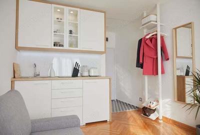 Garsoniera in zona Universitate - 1