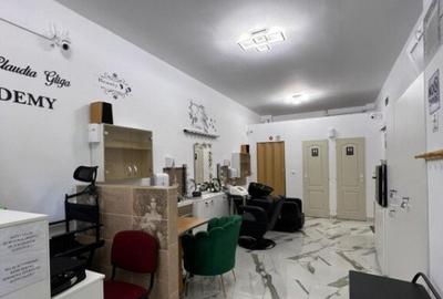 Spatiu comercial cu potential, ideal salon/clinica, 69 mp, 3 - 15
