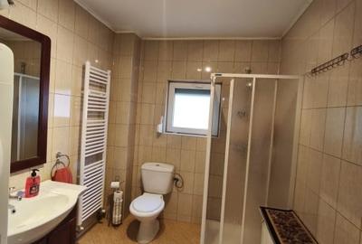 Casa 5 camere, zona ultracentrala, 1500mp teren, Radauti - 13