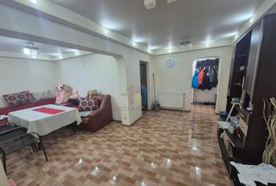 Apartament cu 3 camere decomandat în Obor - 11