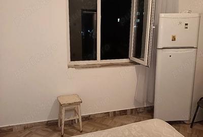 Garsonieră decomandată în Central - 1