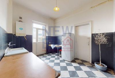 De Vanzare-Ap. Spatios si Luminos in Vila Interbelica- Bld Mircea Voda - 13