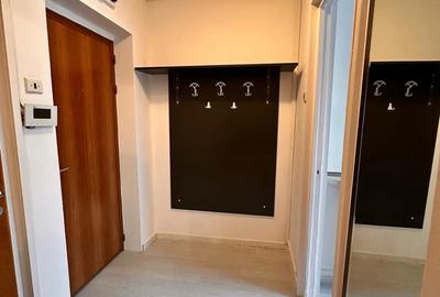 Apartament cu 3 camere semidecomandat în Titan - 2