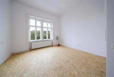 Apartament 2 camere in cladire simbol . COMISION 0 % - 4