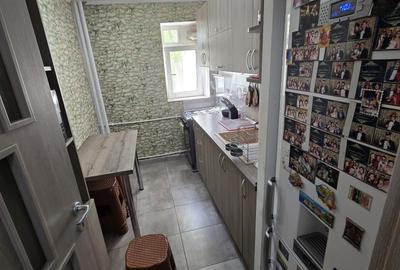 Apartament cu 3 camere semidecomandat, mobilat în Colentina - 2