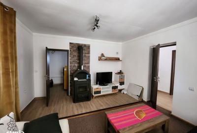 Casă cu 3 camere în Dumbrava - 8