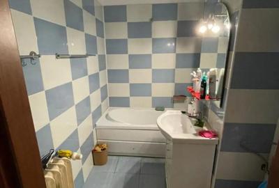 Inchiriez o camera - 4