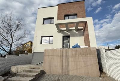 Casă individuală cu 4 camere cu Teren 290 Mp în Plaiul Vulcanești - 2