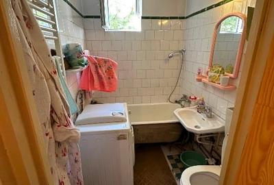 Vand 2 apartamente situate în aceiași scară de bloc. - 6