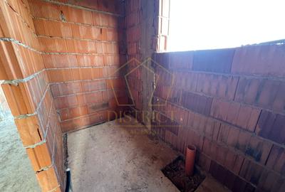 Duplex cu 4 camere cu Teren 306 Mp în Chișoda - 4