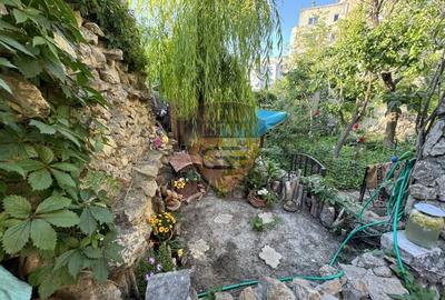 Casă individuală cu 8 camere cu Canalizare în Faleza Nord - 3