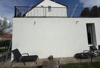 Casă individuală cu 6 camere cu Canalizare în Girocului - 3