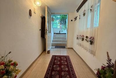 Casă individuală cu 4 camere cu Canalizare în Central - 11