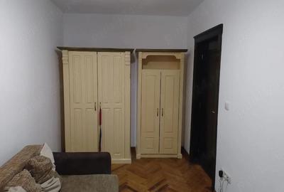 Apartament cu 3 camere decomandat în Central - 1