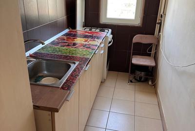 Apartament cu 2 camere semidecomandat în Aurel Vlaicu - 1