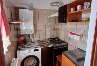 Apartament de vanzare, cu 2 camere, 34 mp, mobilat-utilat, zona 9 mai - 7