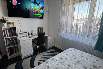 Apartament cu 3 camere decomandat în Central - 3