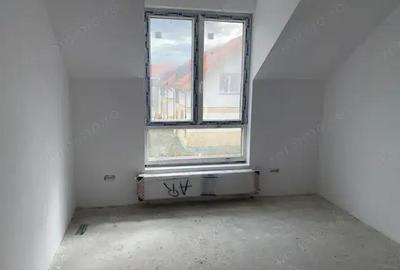 Casă cu 4 camere cu Teren 400 Mp în Fratelia - 4