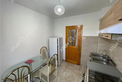 Apartament renovat cu 3 camere decomandate in Cisnadie Sibiu - 10