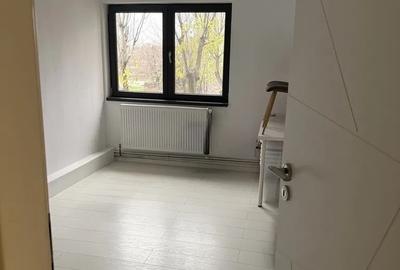 Apartament cu 3 camere decomandat, mobilat în Drumul Taberei - 12