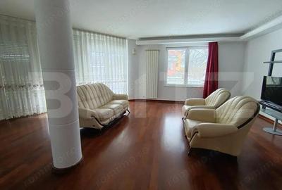 Casa Ultracentral cu 5 camere in suprafa?a de 300 mp ?i un teren de 600 mp - 19