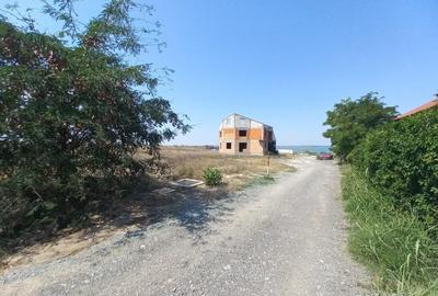 Teren de 667 mp, în Palazu Mare