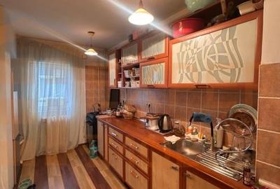 Apartament cu 4 camere decomandat, mobilat în Faleza Nord - 2