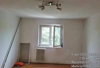 Apartament cu 3 camere semidecomandat în Drumul Găzarului - 1