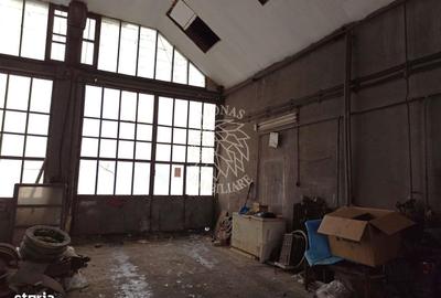 Spațiu comercial, de 250 mp, în Industrială - 2