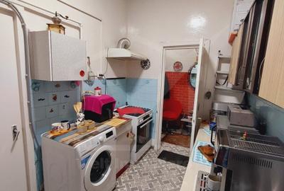 Apartament cu 3 camere semidecomandat, mobilat în Central - 5