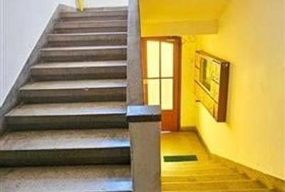 Imobil in bloc de apartamente, pivnita generoasa,aria piata Astra,Brasov - 6