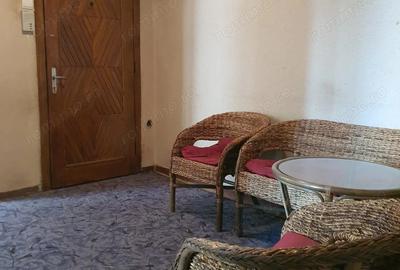 Se vinde apartament cu 3 camere - 2
