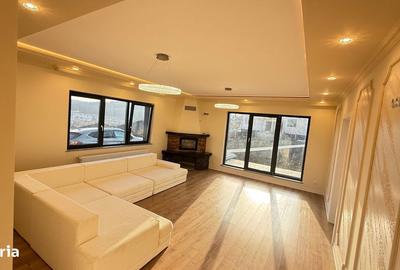 Casă cu 5 camere cu Teren 1000 Mp în Central - 1