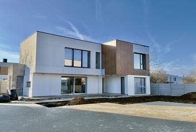 Casă cu 5 camere cu Teren 600 Mp în Tunari - 1