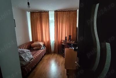 Apartament cu 3 camere semidecomandat în Central - 7