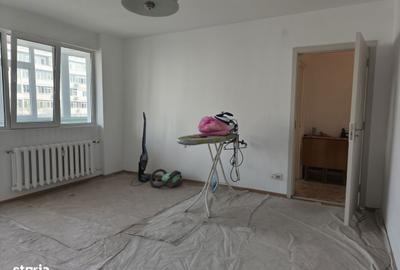 Apartament cu 3 camere semidecomandat în Giulești - 12
