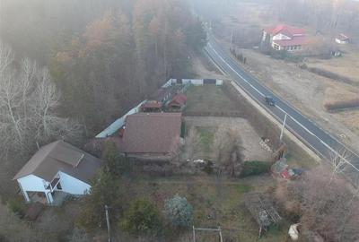 Casa spatioasa, ideala pentru locuinta sau afacere  1500 mp teren, situata pe d - 5