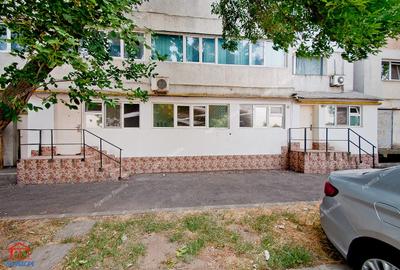 Spatiu comercial parter de bloc BR-uri Agentia de Voiaj - 1
