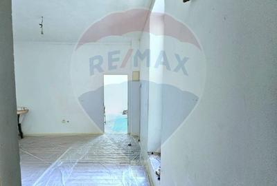 Casa 15 camere de vanzare zona Universitate + spatiu comercial parter - 31