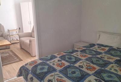 Apartament cu 3 camere semidecomandat în Central - 5