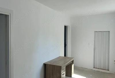 Casa spa?ioasa din caramida, pozi?ie excelenta, Stalpu direct de la proprietar - 2
