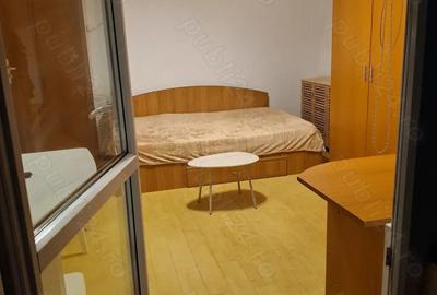 Proprietar inchiriez garsoniera la parter - 4