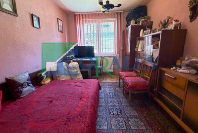 Apartament cu 2 camere decomandat în Central - 4