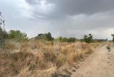 Teren de 902 mp, în Central