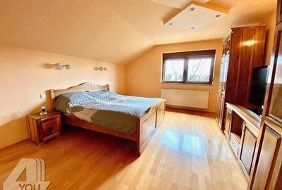 Casă cu 8 camere cu Teren 1174 Mp în Bujac - 3