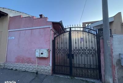 Casă cu 4 camere cu Teren 113 Mp în Central - 2