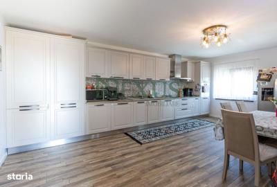 Casă cu 4 camere în Central - 14